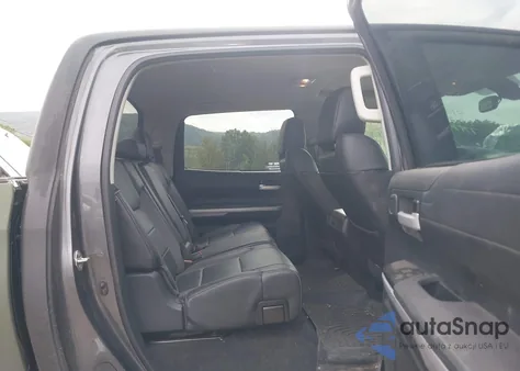 2018 Toyota Tundra Limited 5.7L V8 из США, поврежденный, VIN 5TFHY5F13JX774793